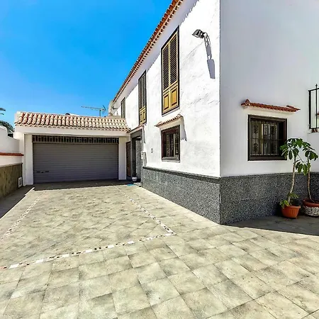 Party Villa/hen And Stag Parties Holiday home Arona (Tenerife)